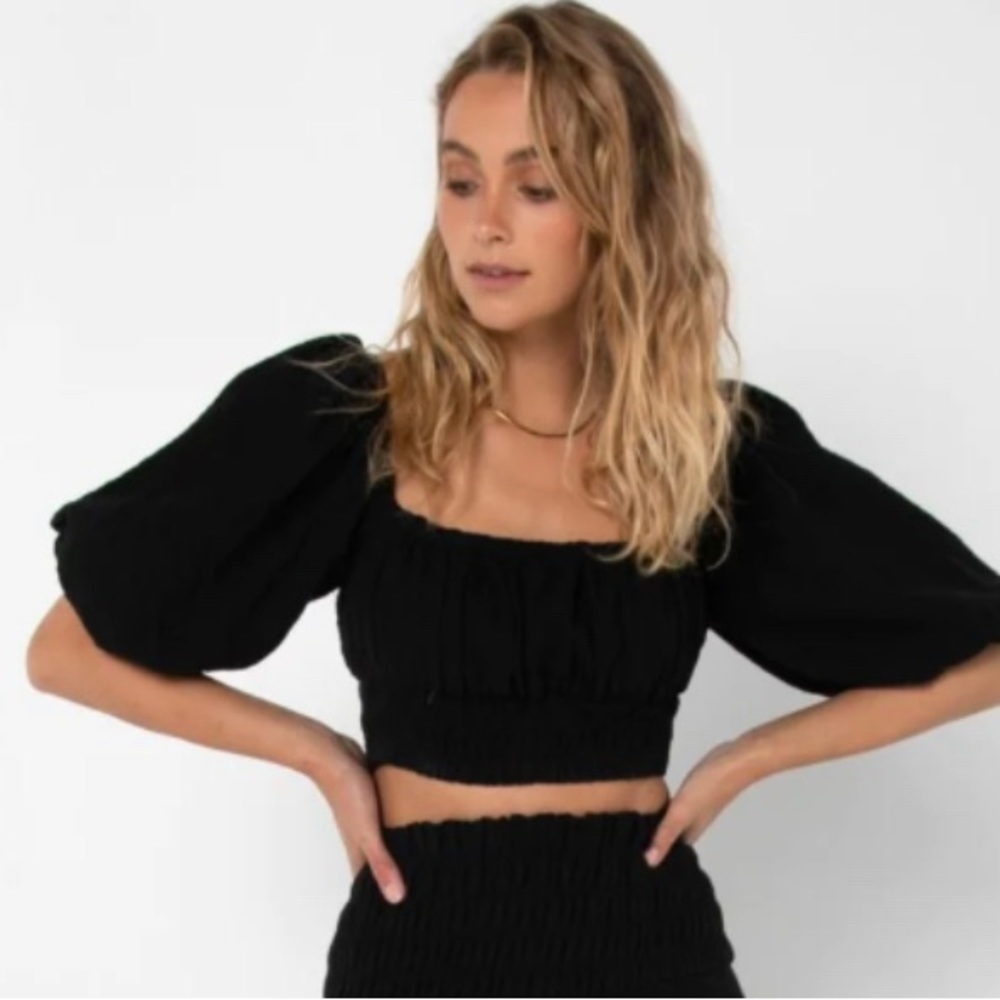 Madison Black Puff Sleeve Crop Top